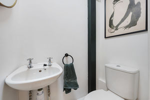 Photo 16- click for photo gallery